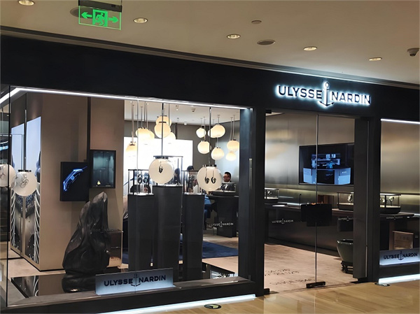 雅典手表进水了应该咋处理