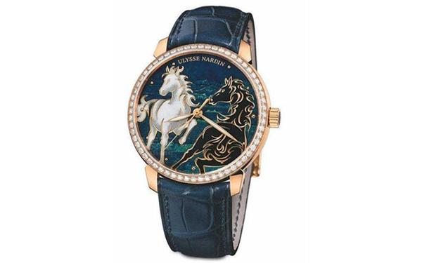 雅典机械表上弦的正确方法